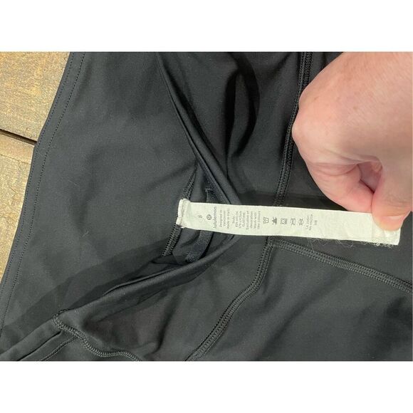 Lululemon Fast/Free Crop II 19" Black Size 8 - Picture 10 of 11